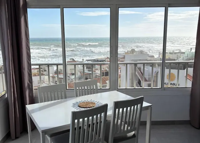 Palm 7th - La Carihuela *